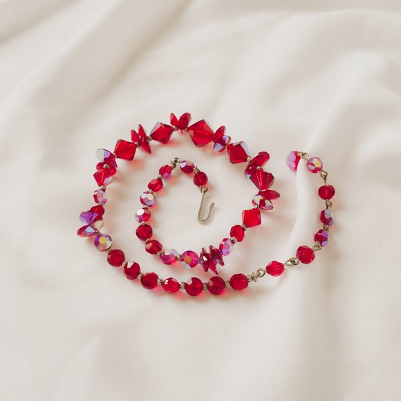 Vintage Ruby Red Aurora Borealis Crystal Glass Sparkle Choker Collar Necklace - Picture 4 of 12